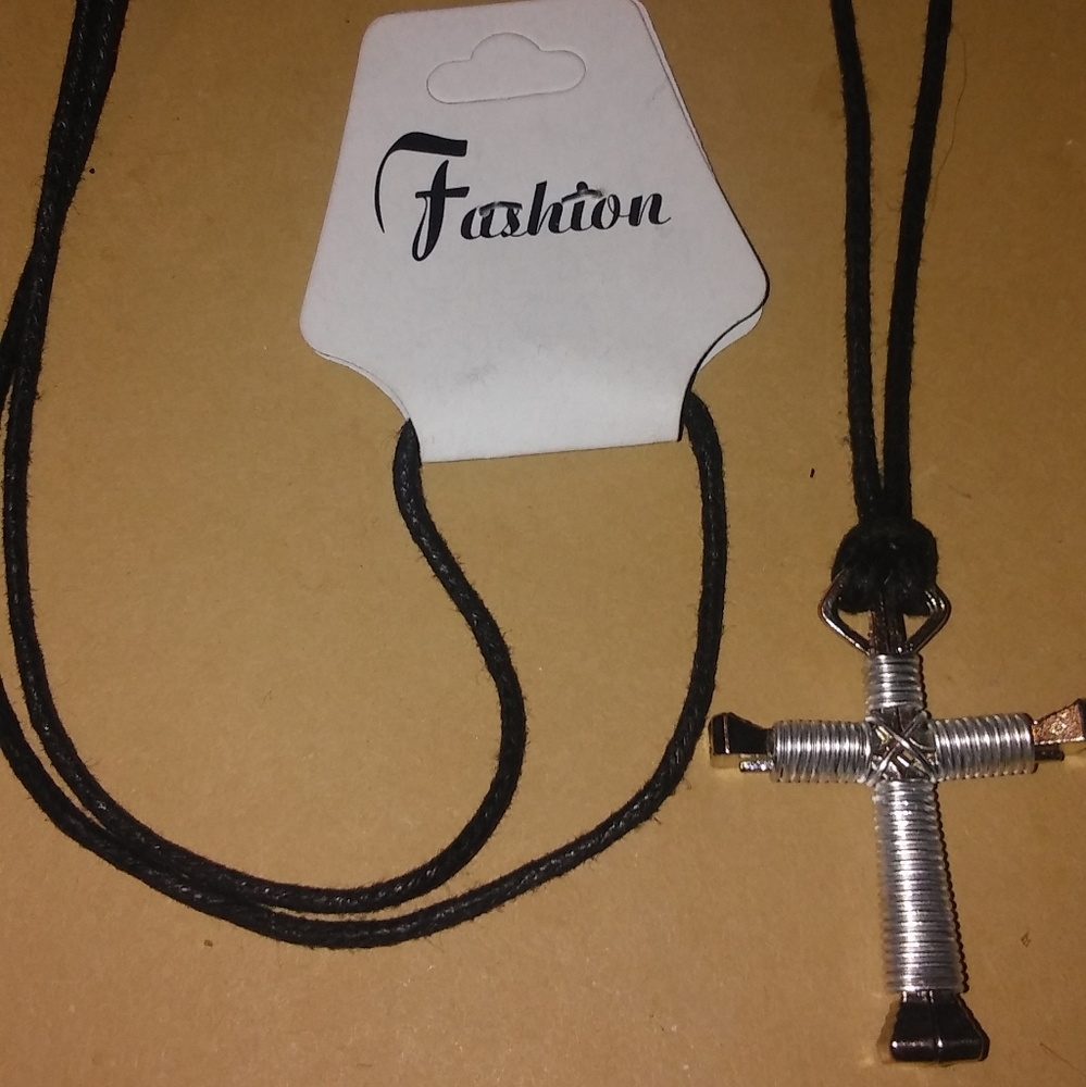 Fashion Stainless Steel Cross Pendant Necklace